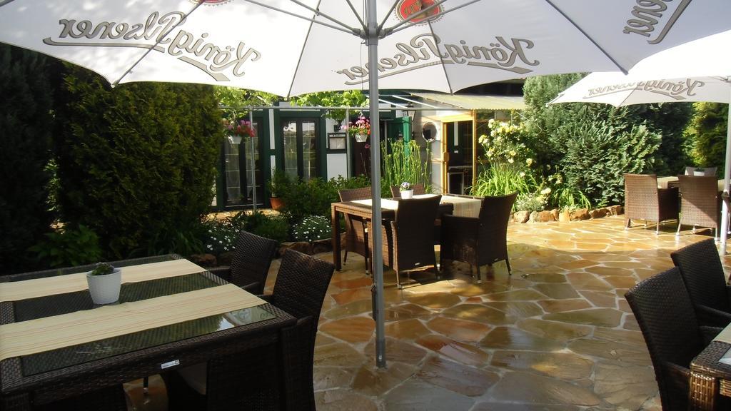 Landhotel-Restaurant Schwalbennest Zierenberg Exterior foto