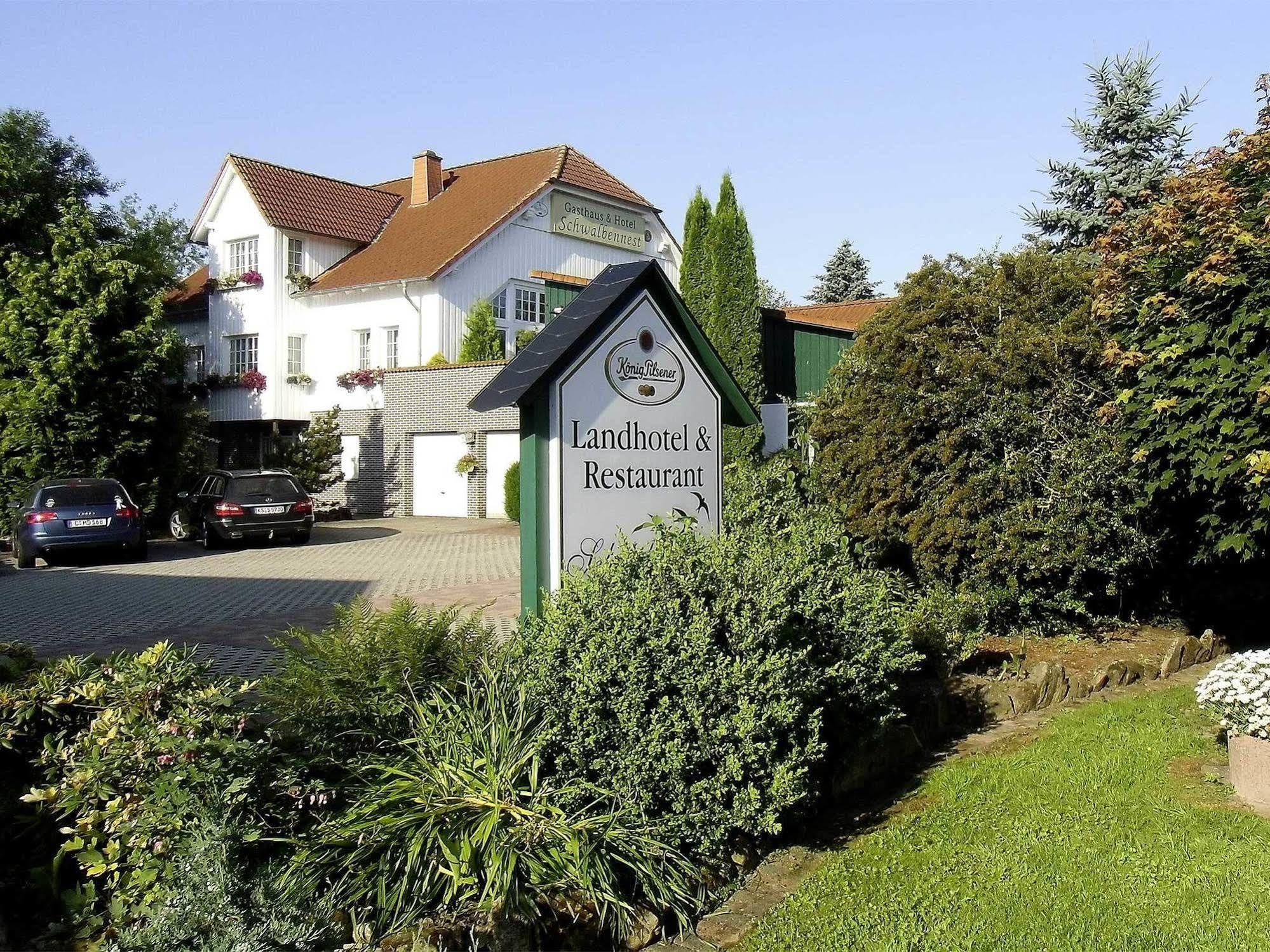 Landhotel-Restaurant Schwalbennest Zierenberg Exterior foto