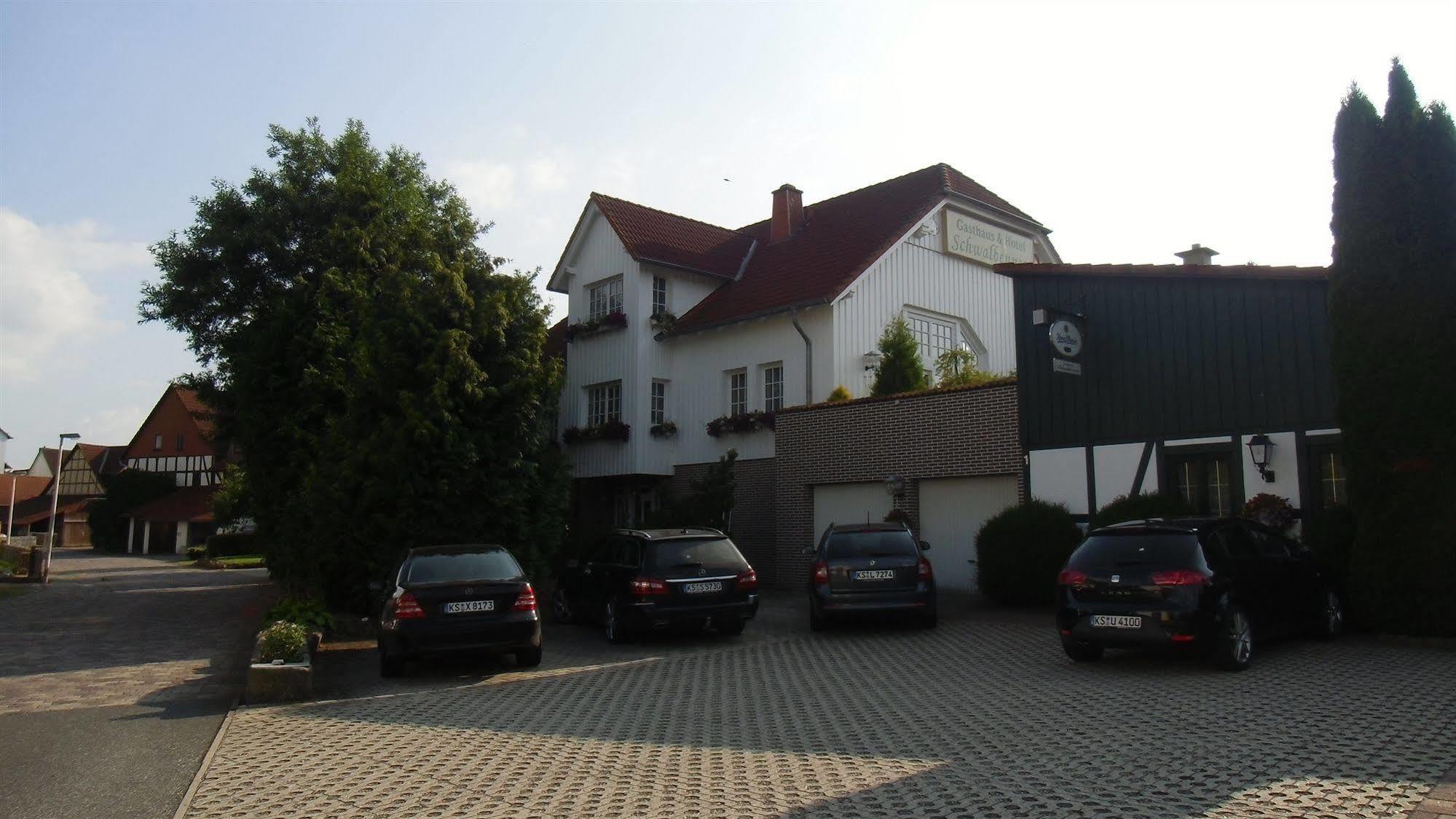 Landhotel-Restaurant Schwalbennest Zierenberg Exterior foto